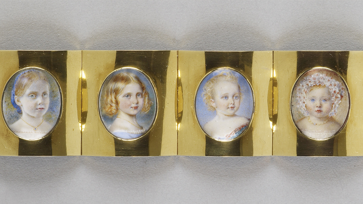 Bracelet with miniatures of Princess Helena, Princess Louise, Prince Arthur, Prince Leopold and Princess Beatrice